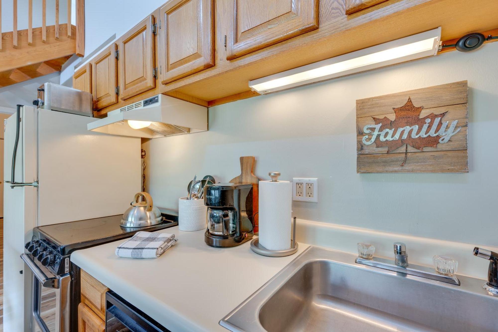 Lincoln Condo With Resort Amenities And Mountain Views エクステリア 写真