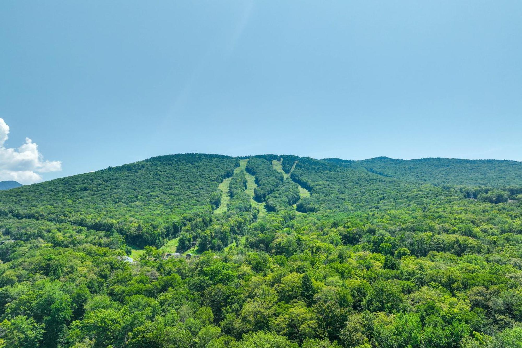 Lincoln Condo With Resort Amenities And Mountain Views エクステリア 写真